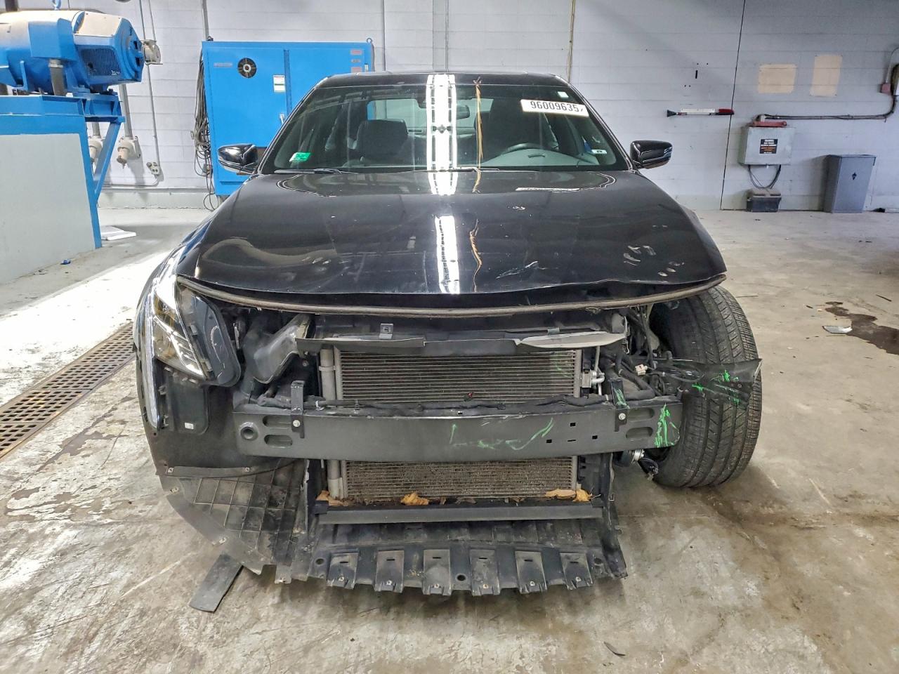 Cadillac CT6 Luxury Image 2