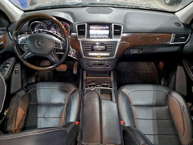 Mercedes-Benz M-Class 350 Bluetec Image 4