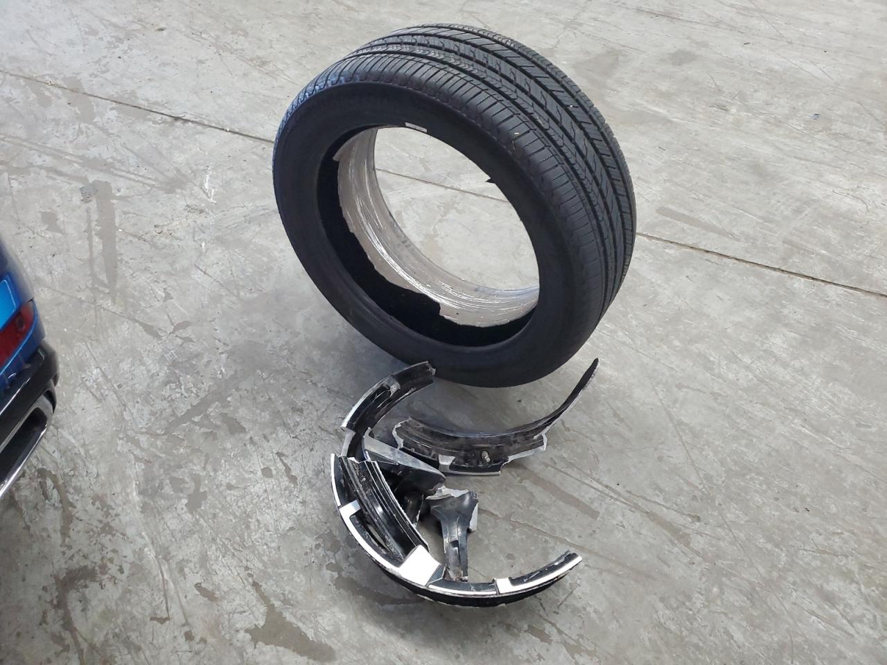 Volkswagen Atlas Sel Premium R-line Image 3