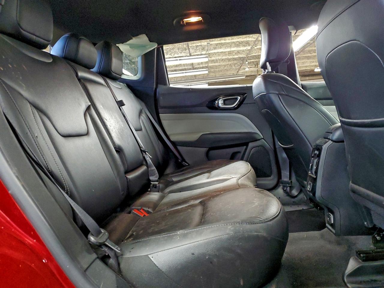 Jeep Compass Limited Image 8