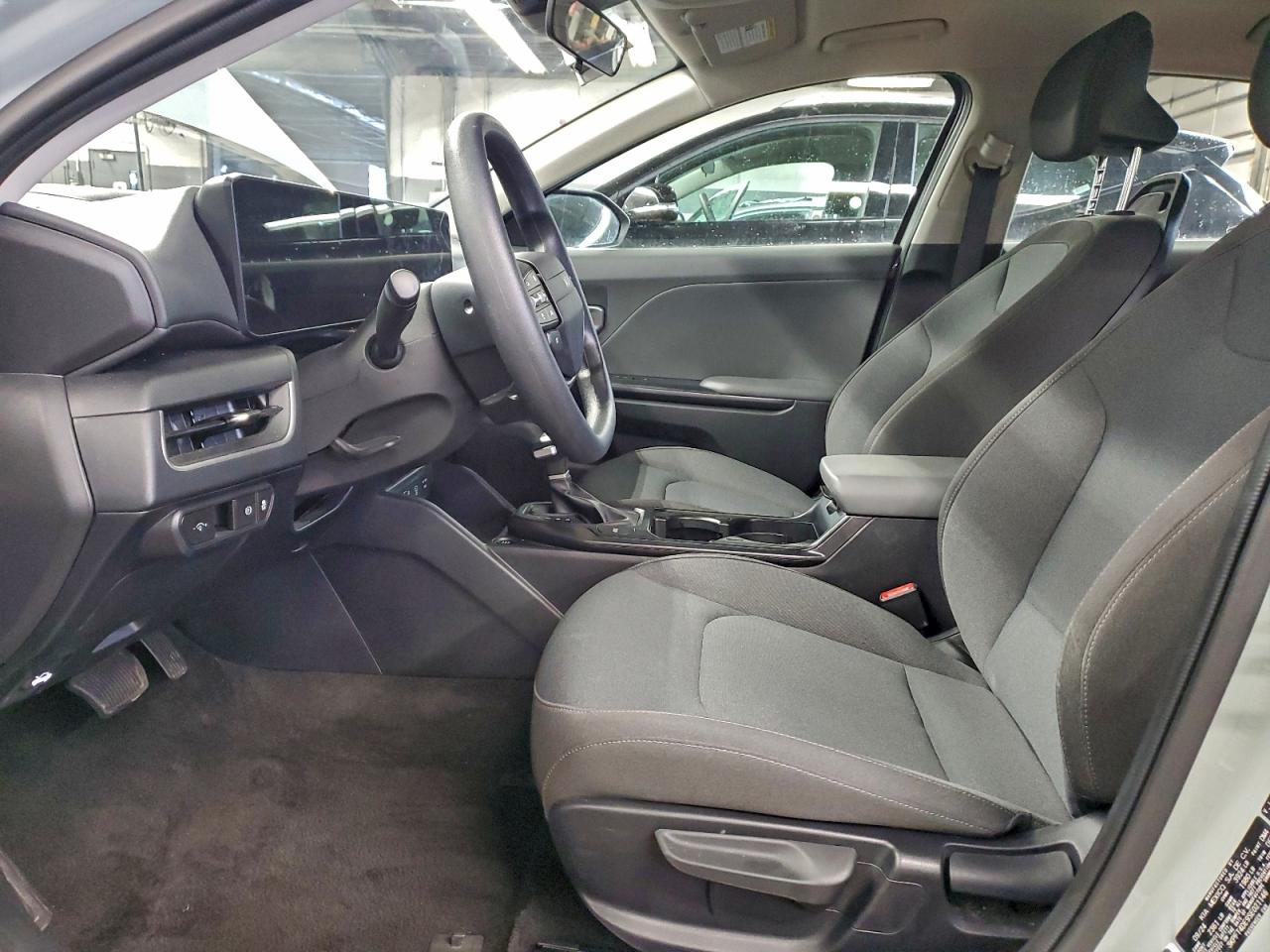 Kia K4 Lx Lx Image 2