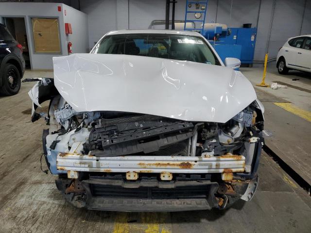 Ford Fusion Se Hybrid Image 5