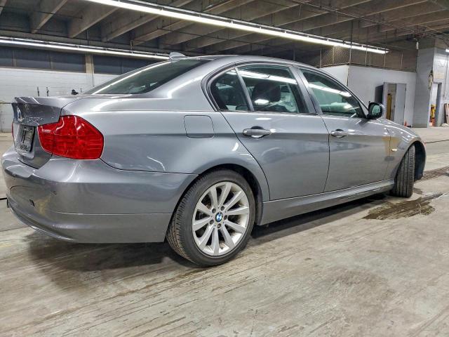 BMW 3 Series I Image 6