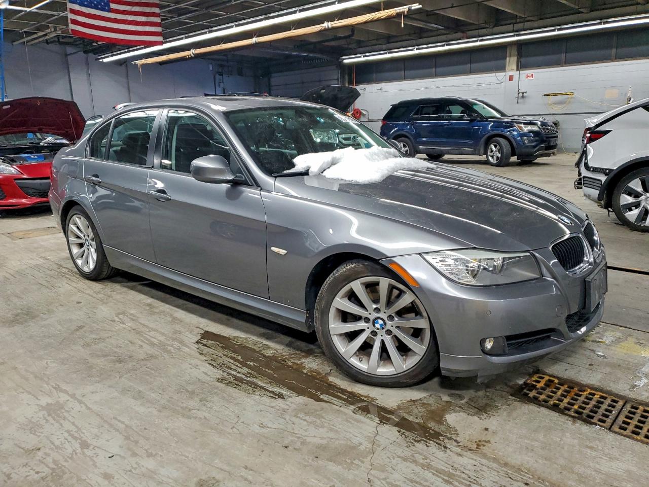 BMW 3 Series I Image 9