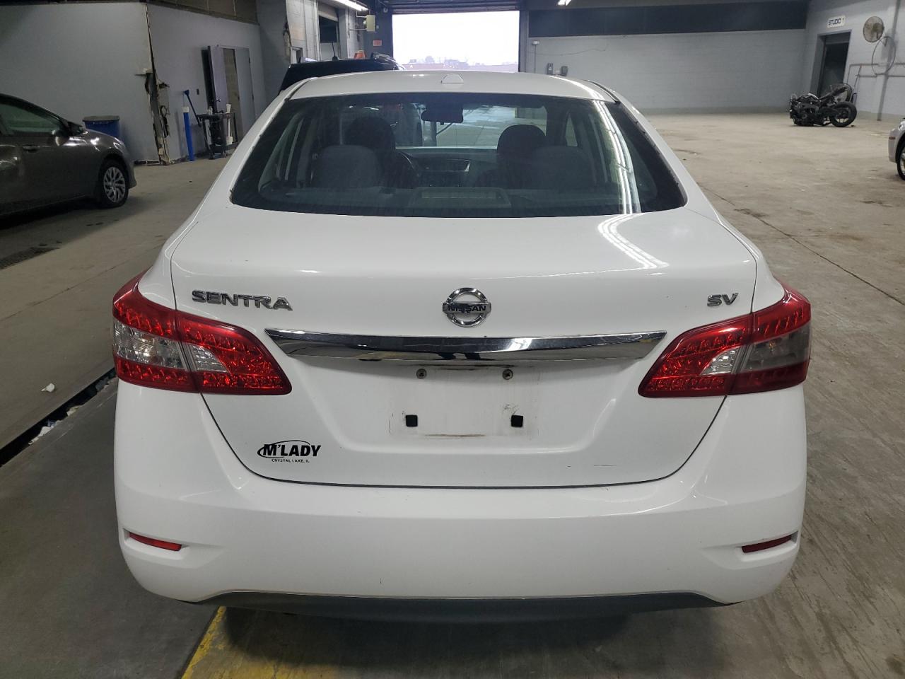 Nissan Sentra S Image 4