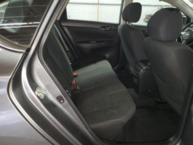 Nissan Sentra S Image 8