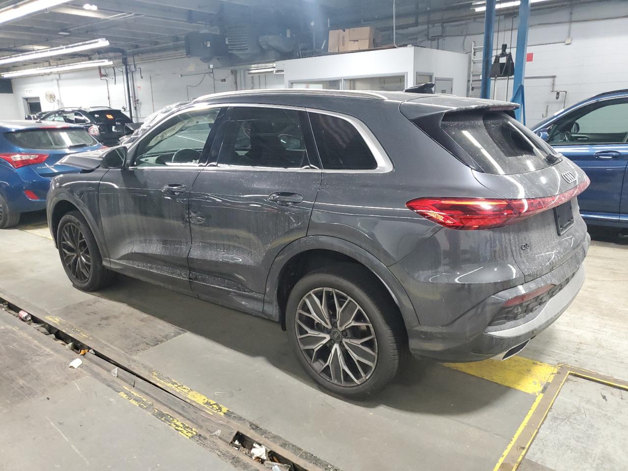 Audi Q5 Premium Plus Image 13