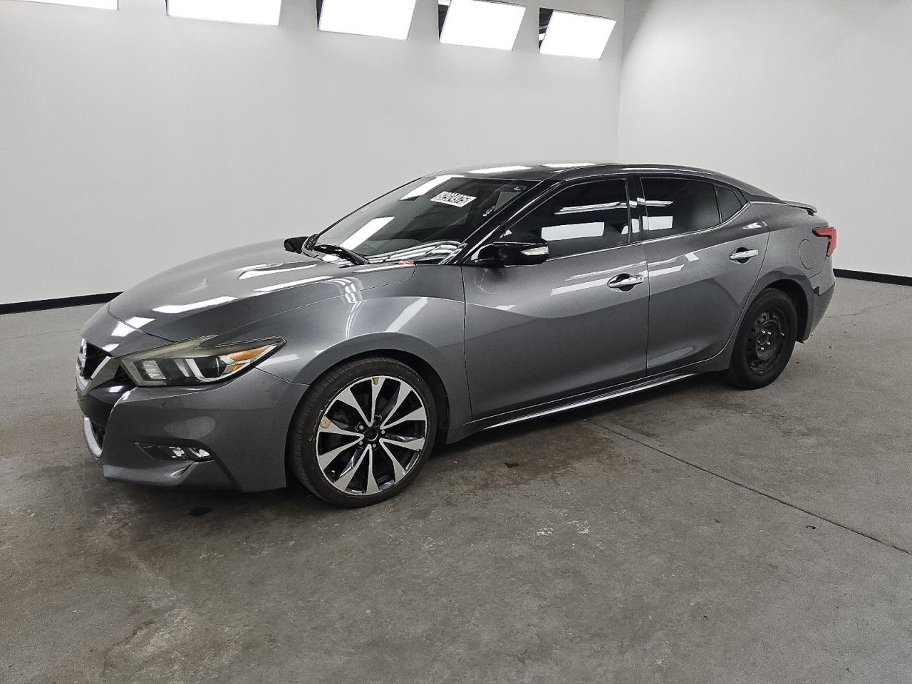 Nissan Maxima 3.5s Image 1