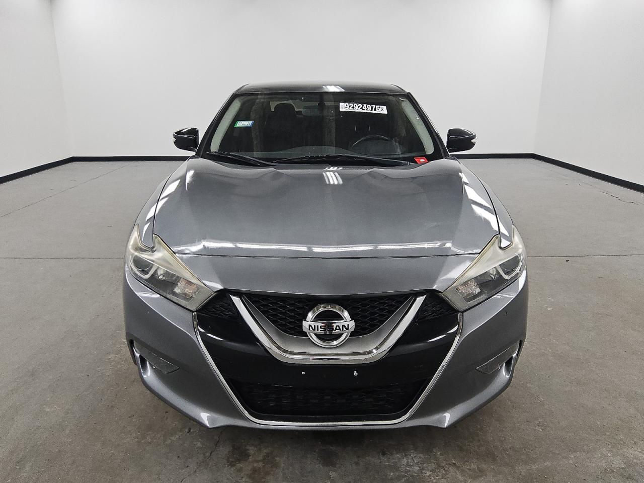 Nissan Maxima 3.5s Image 7