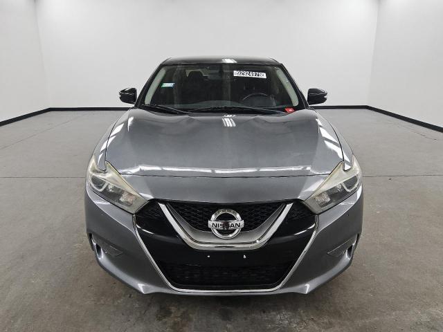 Nissan Maxima 3.5s Image 7