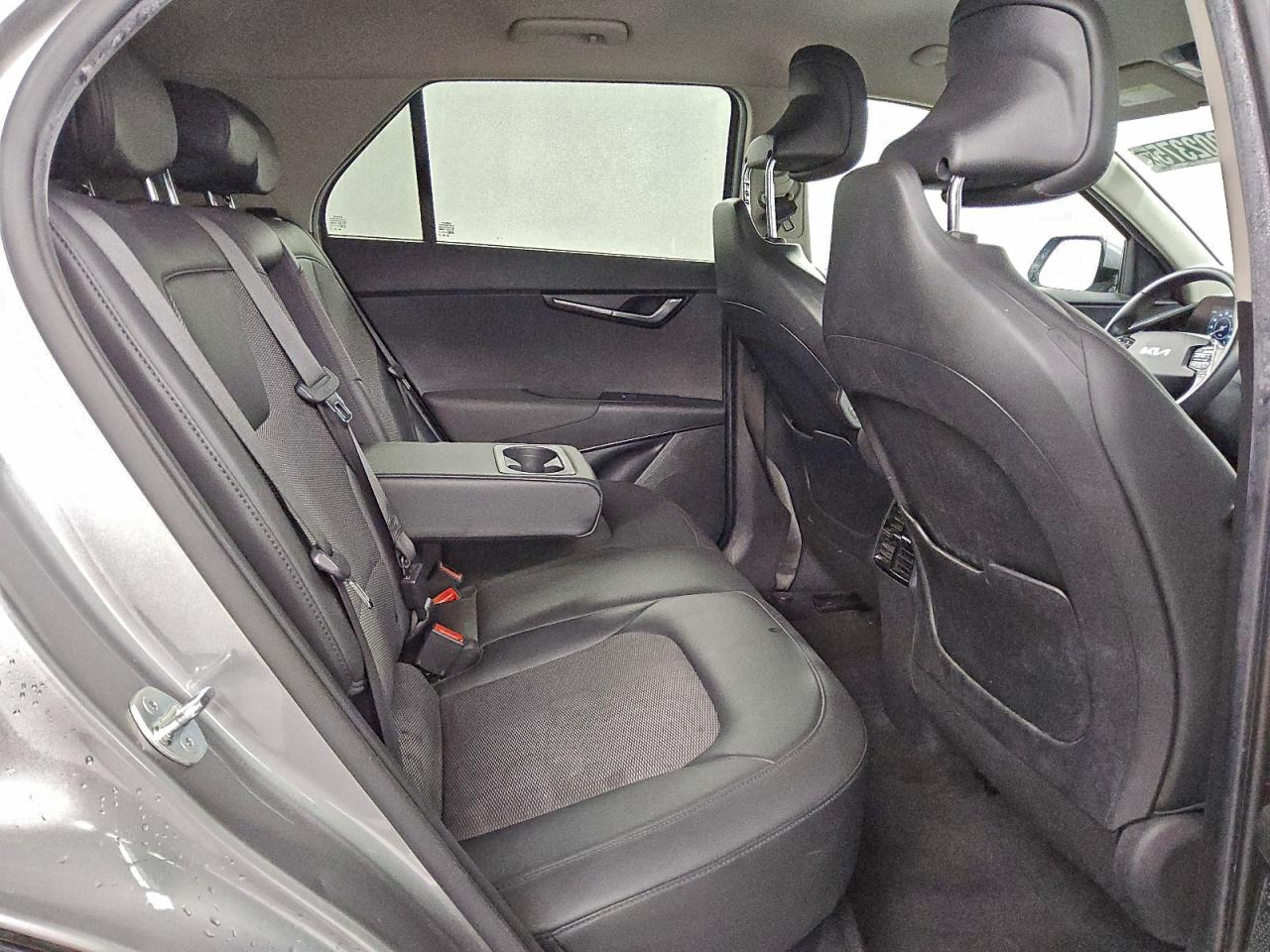 Kia Niro Wind Image 4