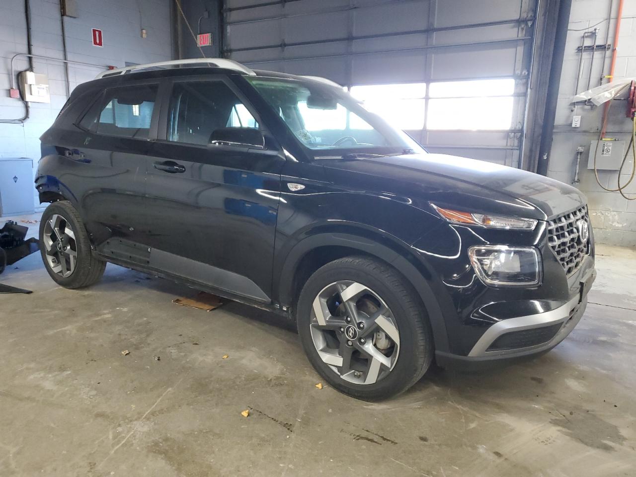 Hyundai VENUE Sel Image 3