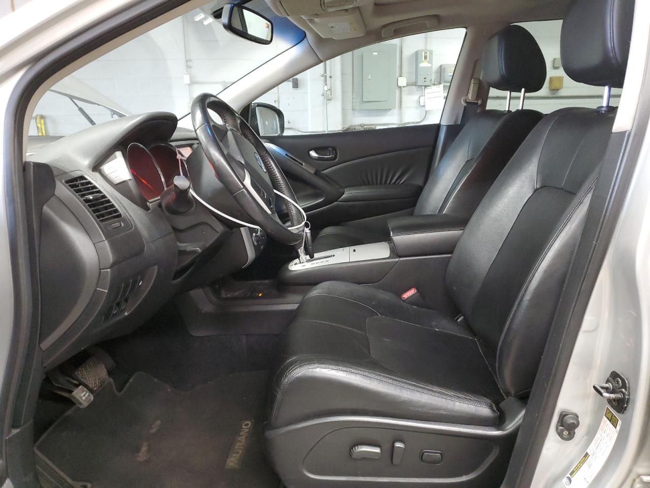 Nissan Murano S Image 2