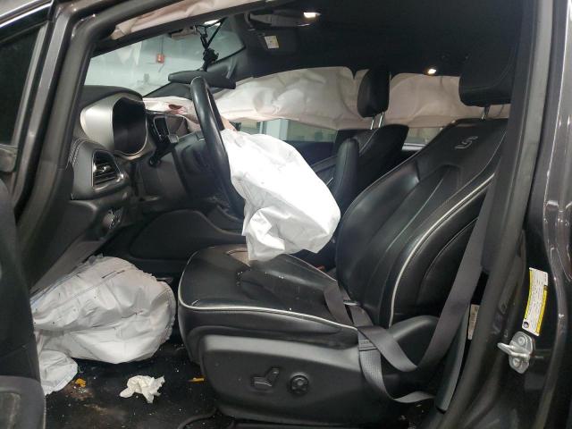 Chrysler Pacifica Hybrid Limited Image 4