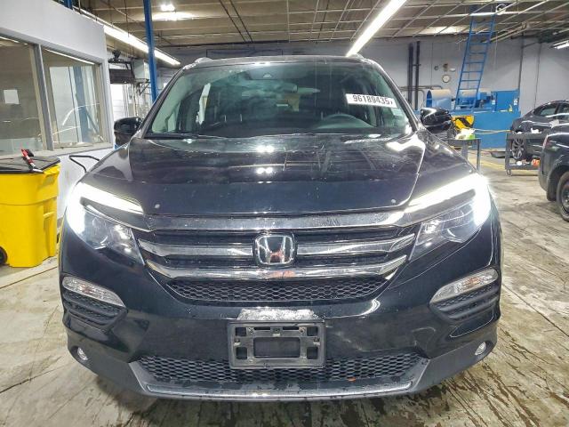 Honda Pilot Touring Image 4