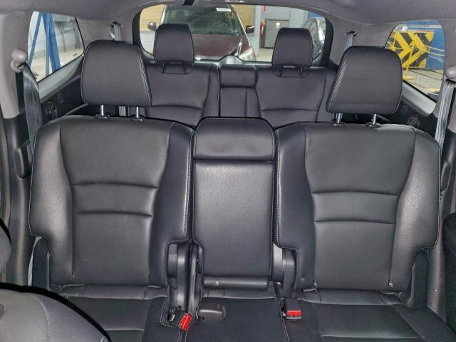 Honda Pilot Touring Image 7