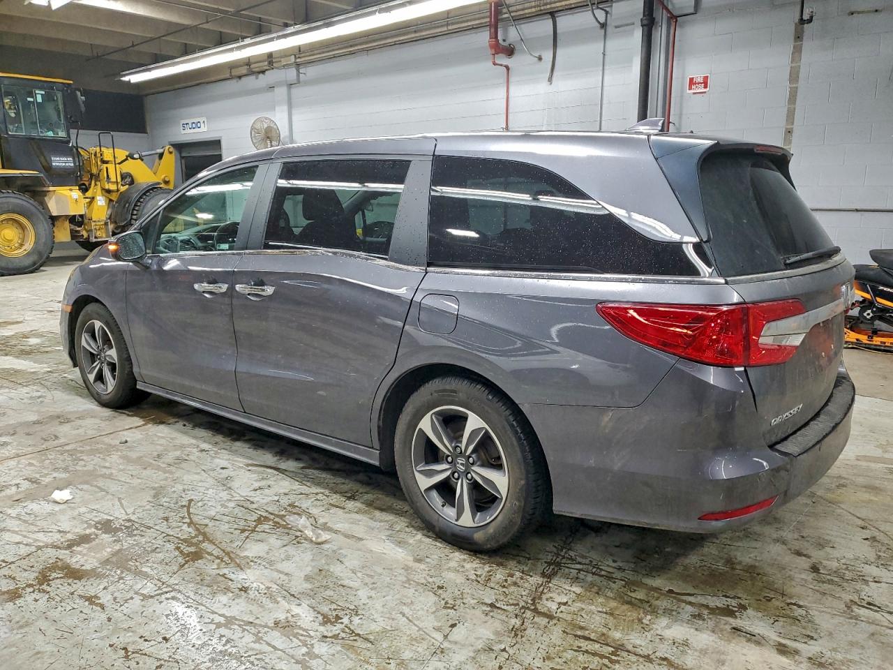Honda Odyssey Touring Image 10