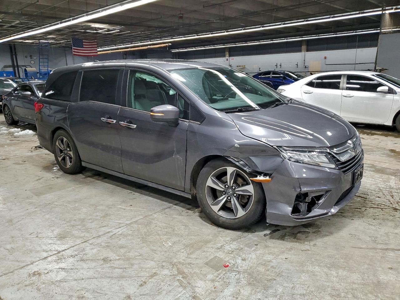 Honda Odyssey Touring Image 11