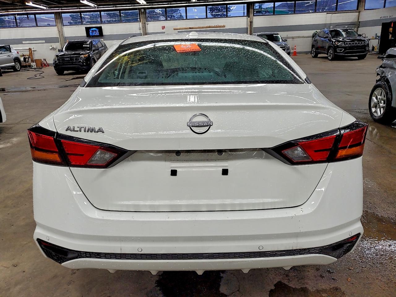 Nissan Altima Sv Image 10