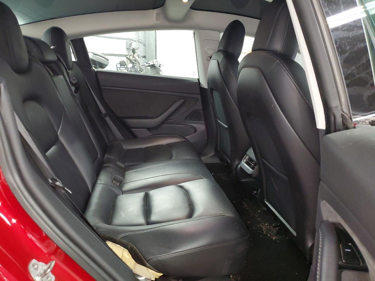 Tesla Model 3 Image 13