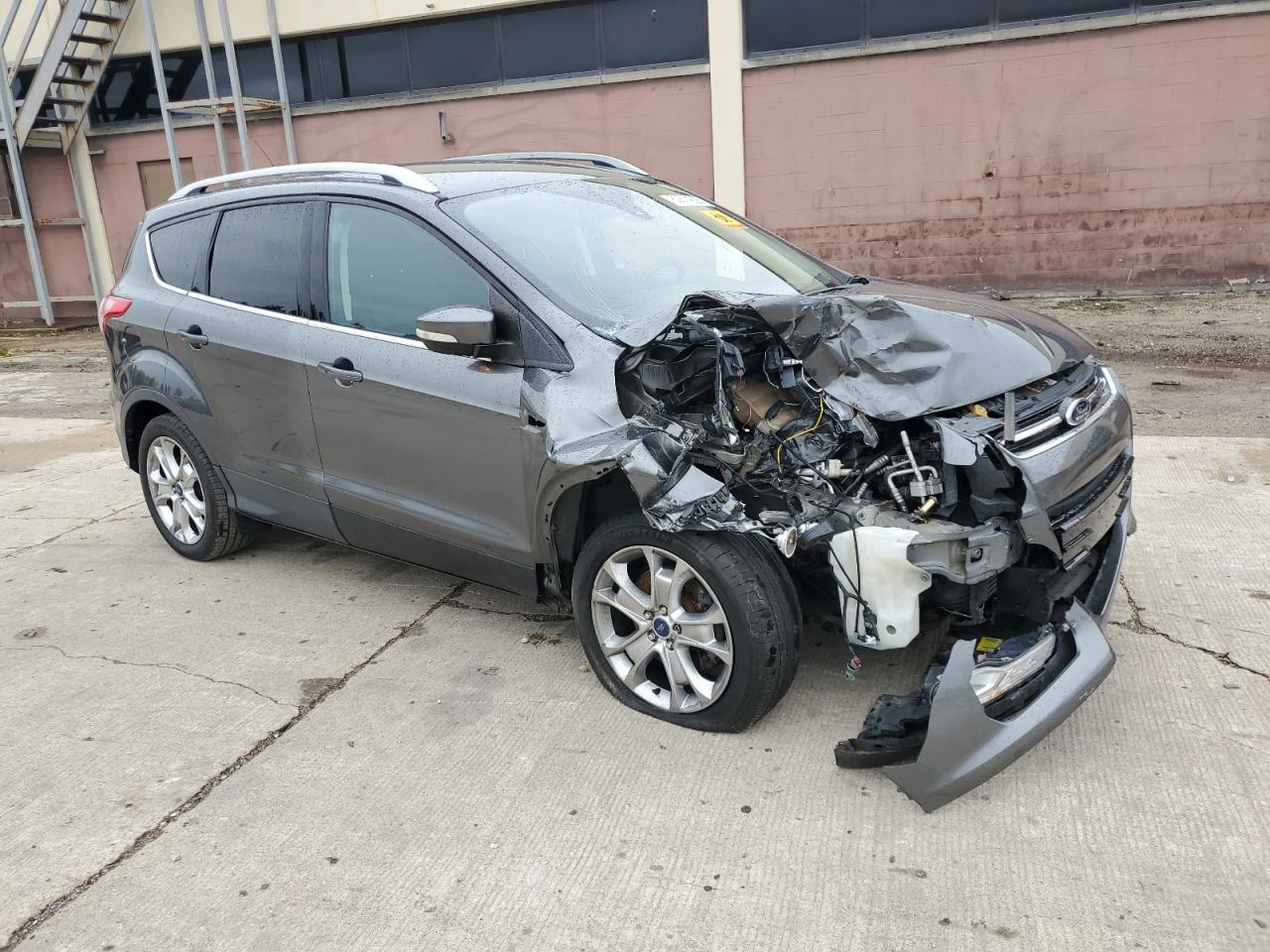 Ford Escape Titanium Image 4