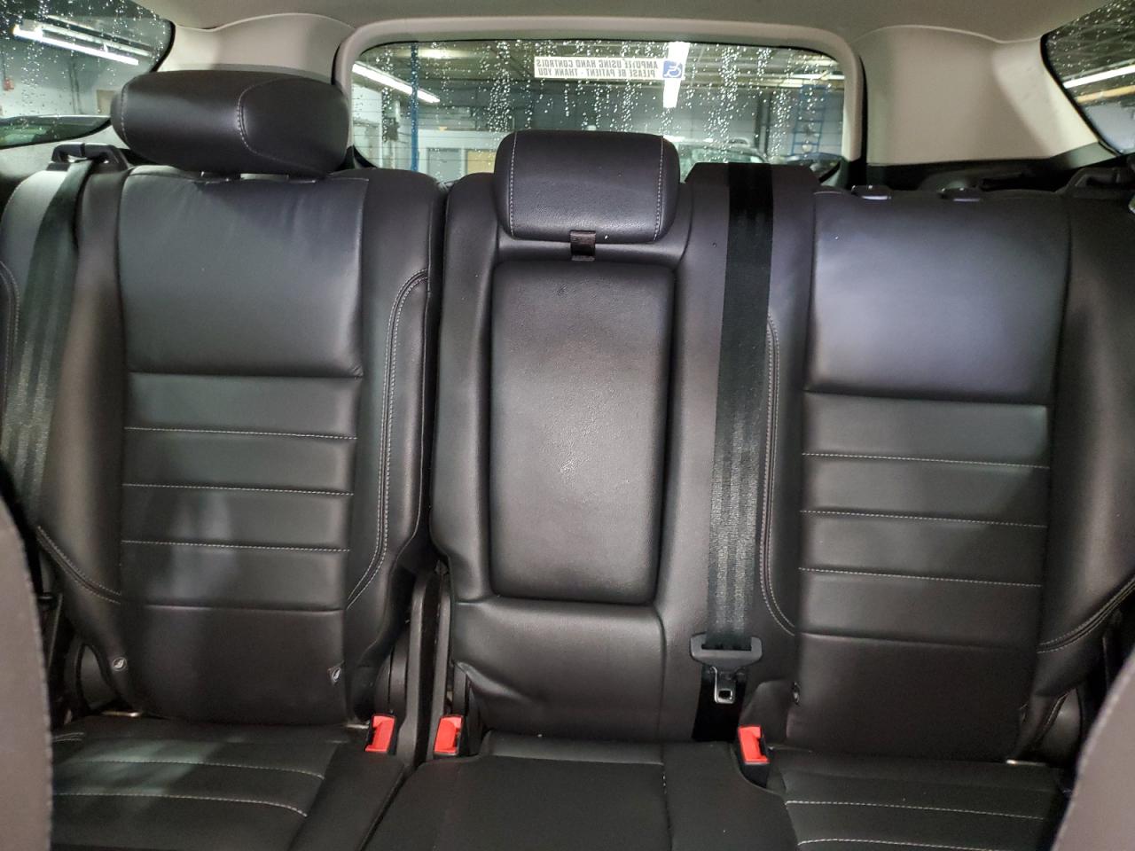 Ford Escape Titanium Image 10