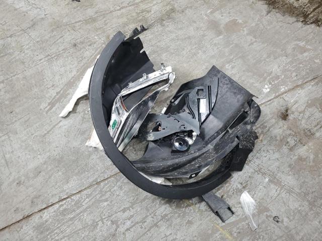 Ford Escape Titanium Image 8