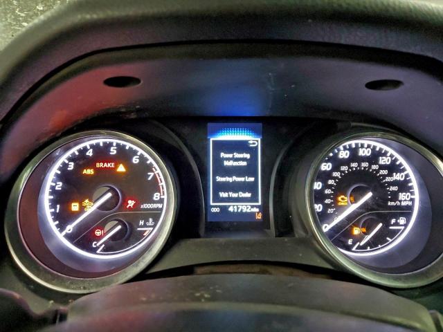 Toyota Camry L Image 10