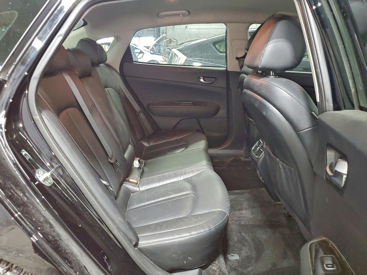 Kia Optima Ex Image 12