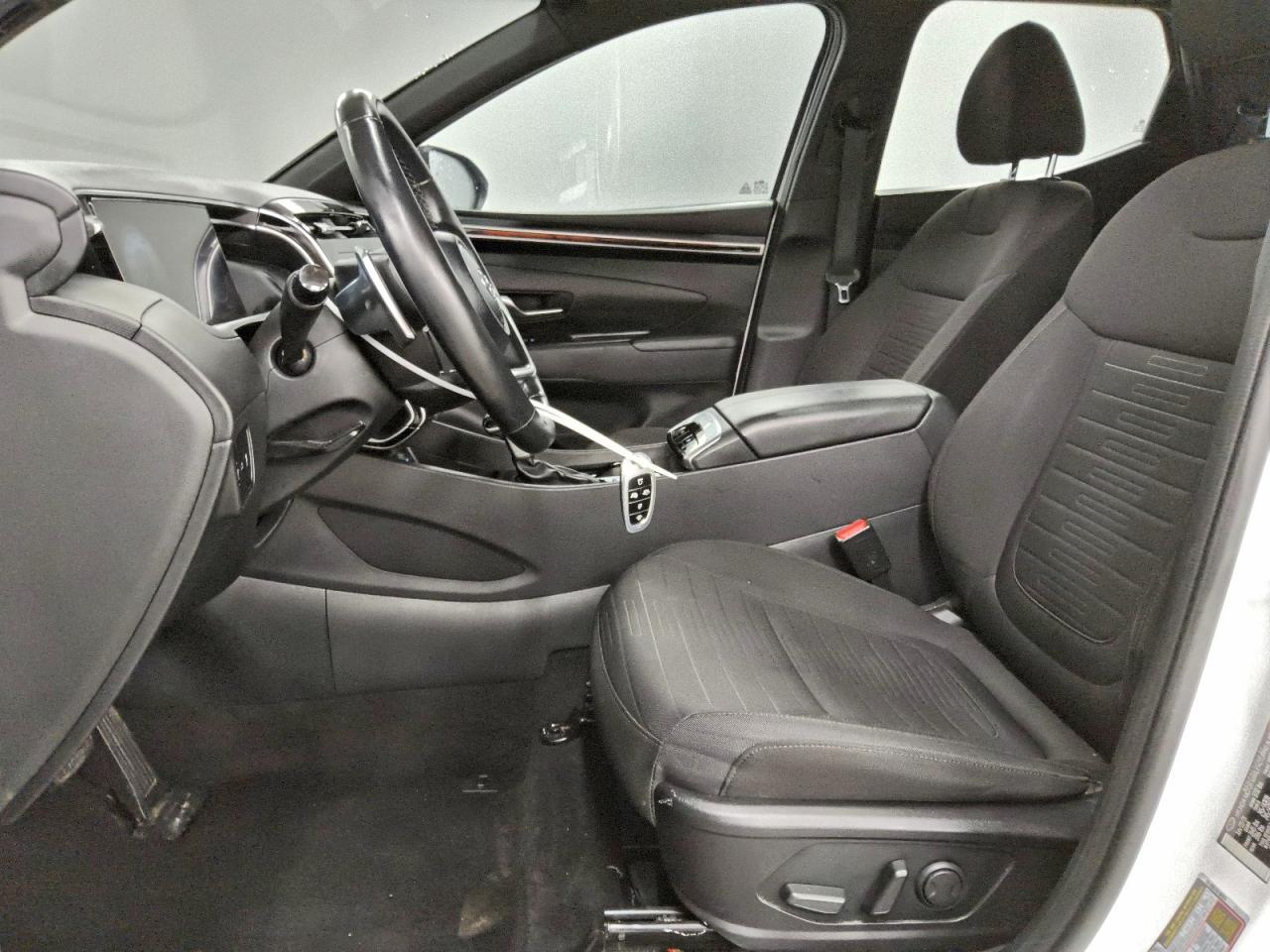 Hyundai SANTA CRUZ Sel Premium Image 8