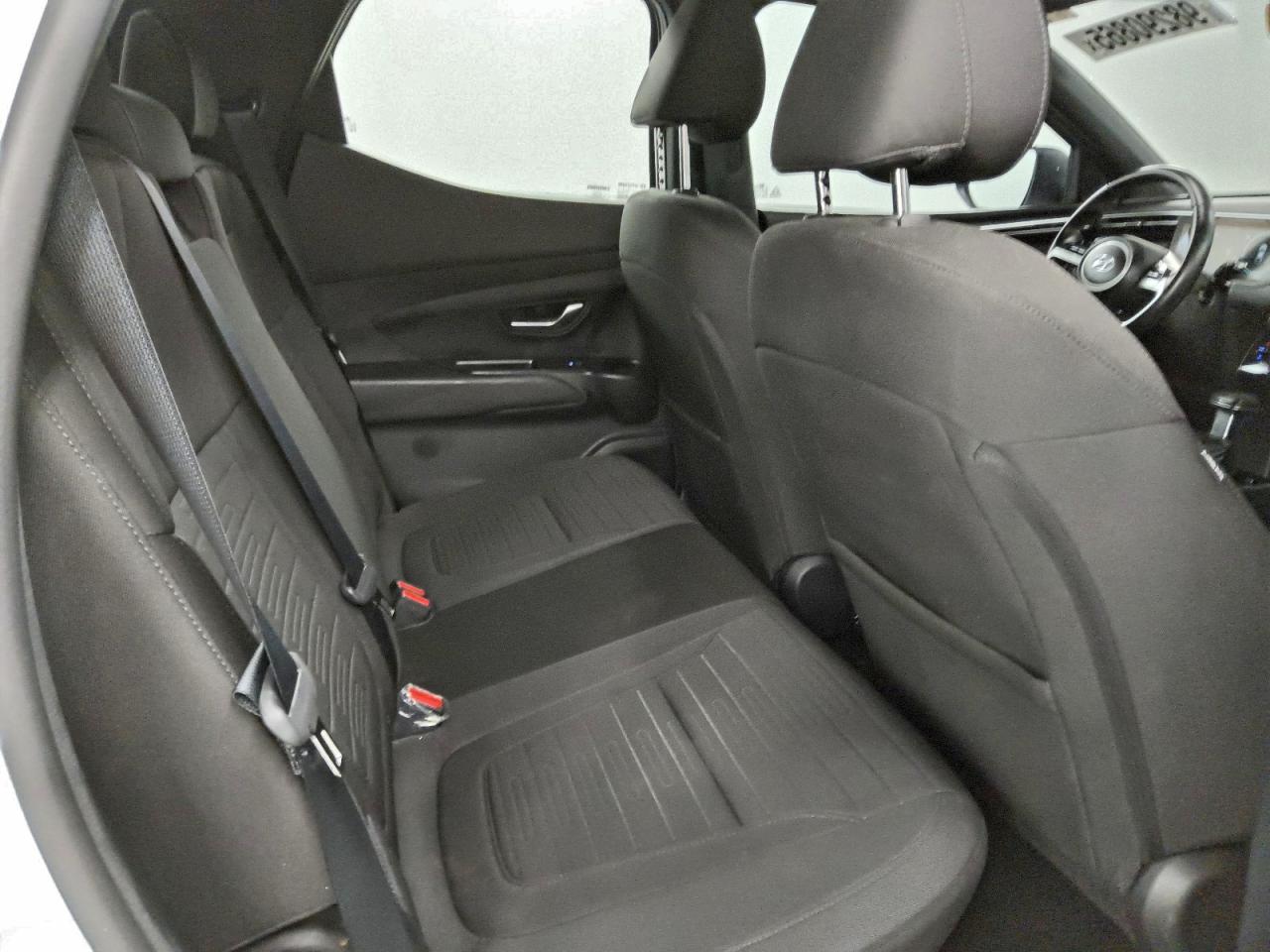 Hyundai SANTA CRUZ Sel Premium Image 9