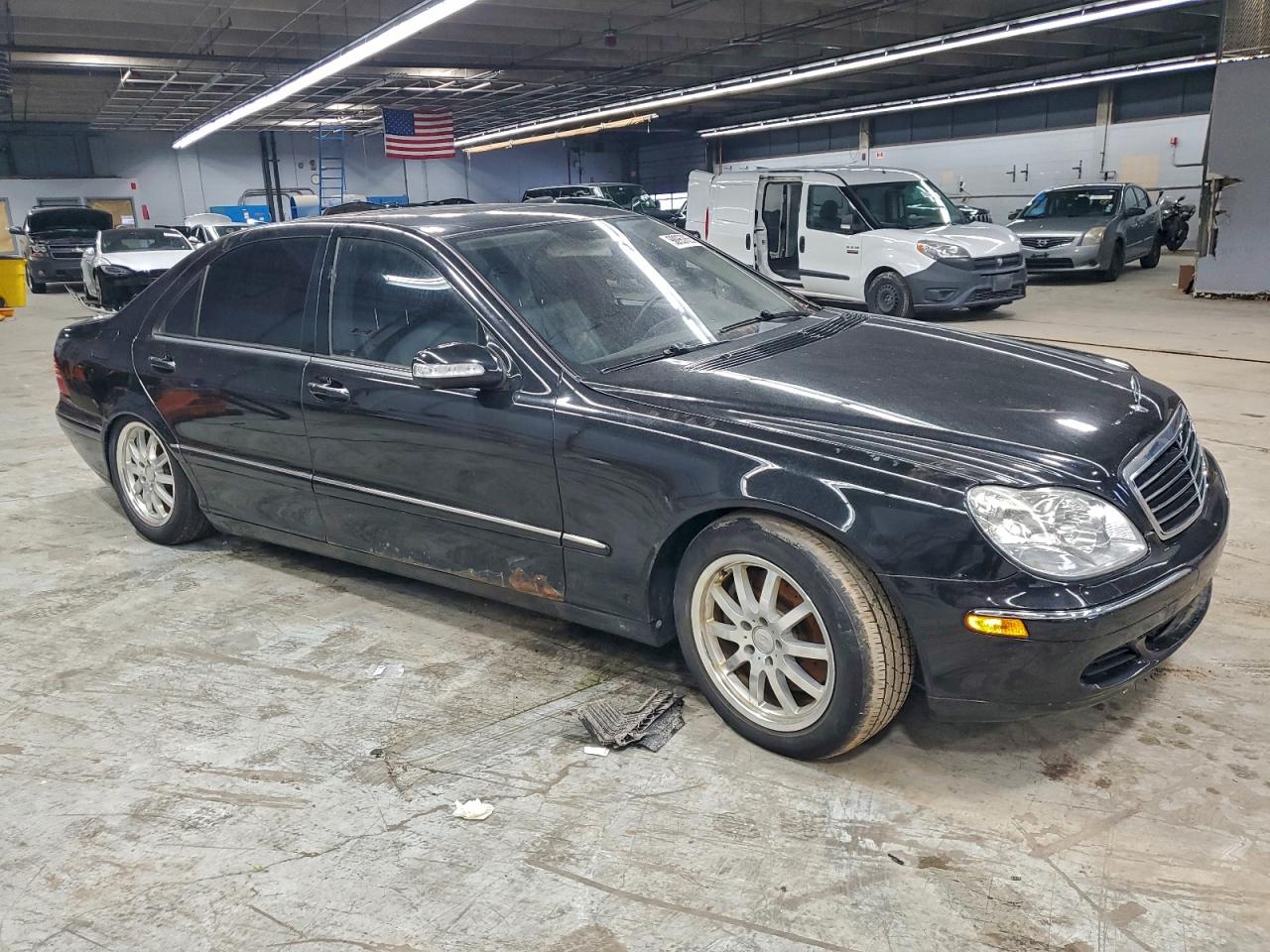 Mercedes-Benz S-Class 500 4matic Image 2