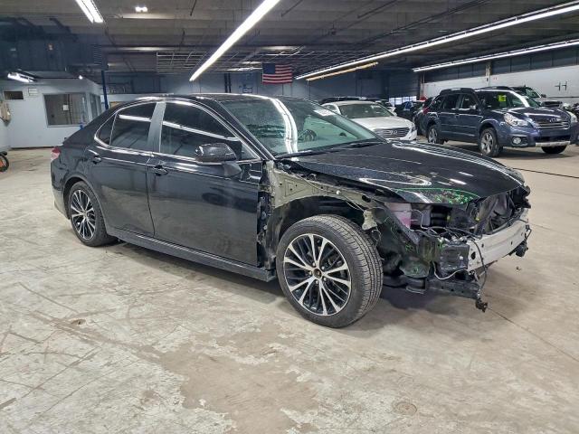 Toyota Camry Se Image 3