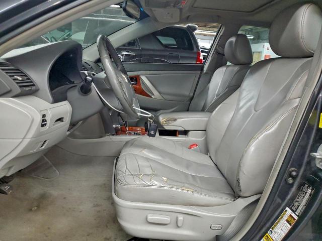 Toyota Camry Se Image 4