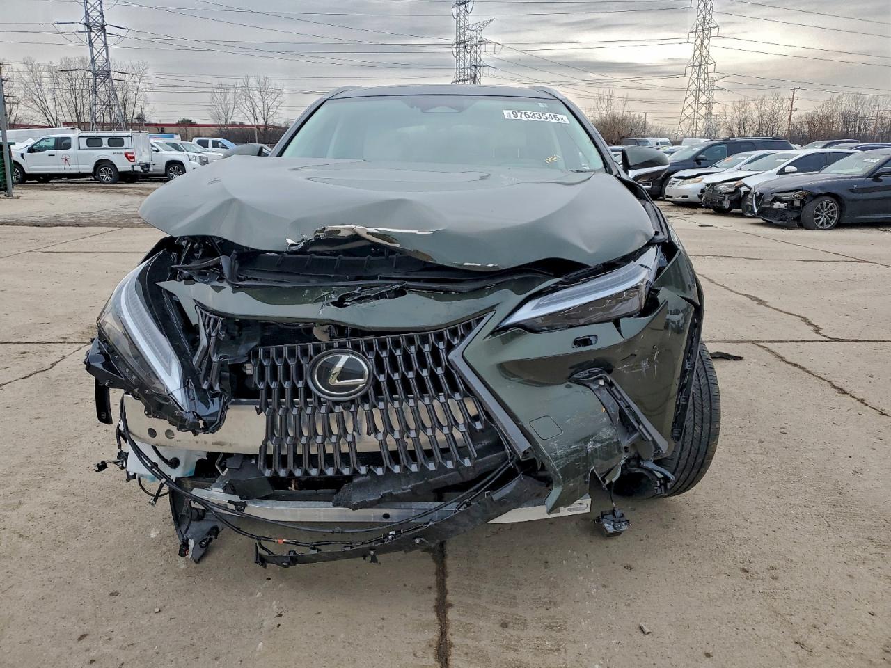 Lexus NX 350 Luxury Image 7