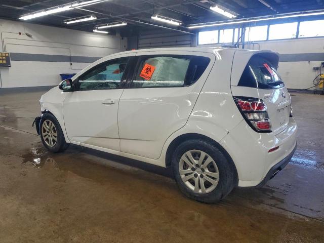 Chevrolet Sonic Image 4