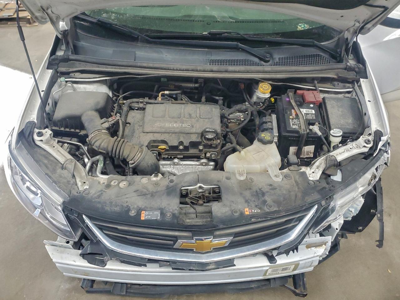 Chevrolet Sonic Image 8