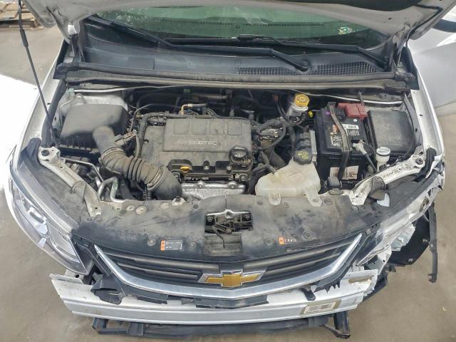 Chevrolet Sonic Image 8