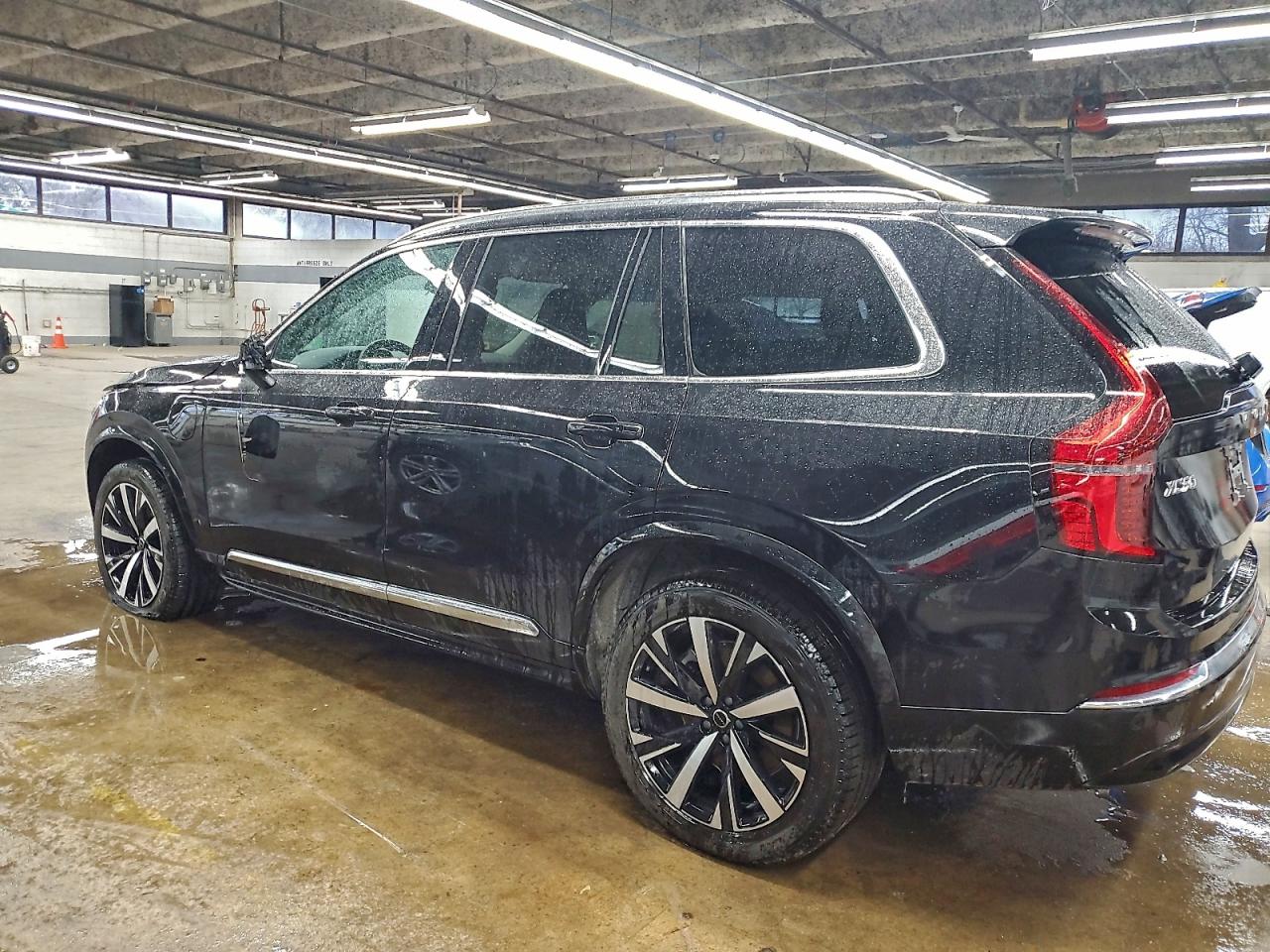 Volvo Xc90 Core Core Image 13