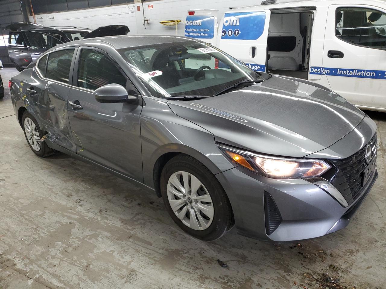 Nissan Sentra S Image 7