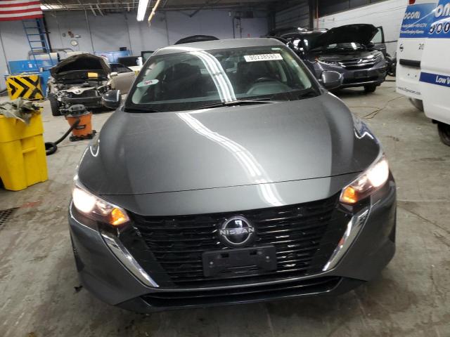 Nissan Sentra S Image 11