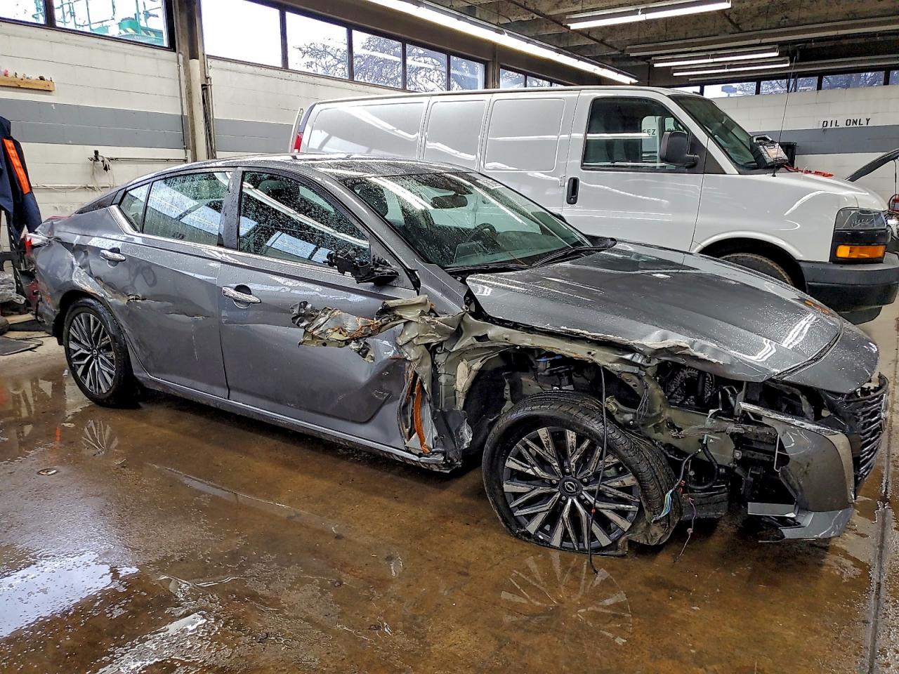 Nissan Altima Sv Image 8