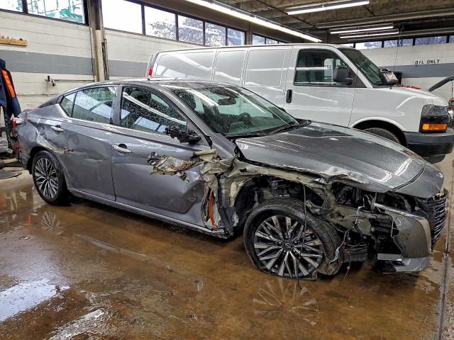 Nissan Altima Sv Image 8