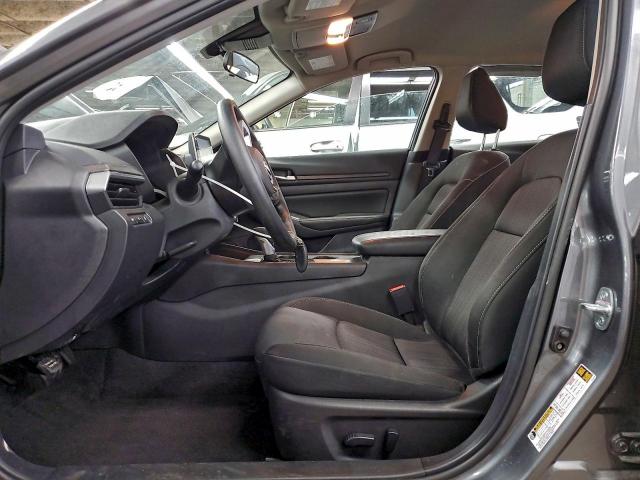 Nissan Altima Sv Image 7