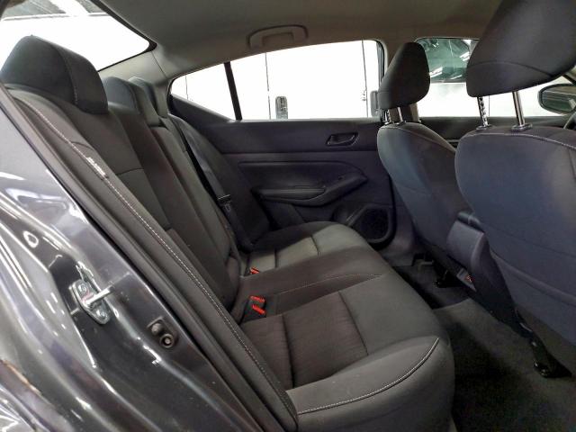 Nissan Altima Sv Image 3