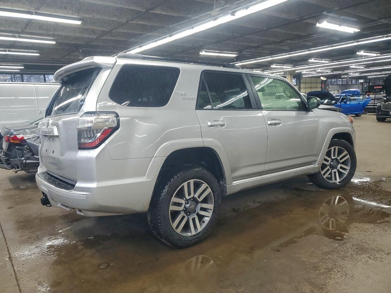 Toyota 4Runner Trd Sport Image 3