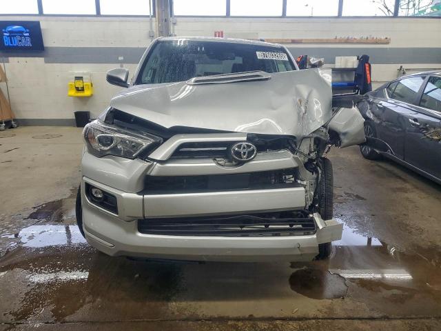 Toyota 4Runner Trd Sport Image 5