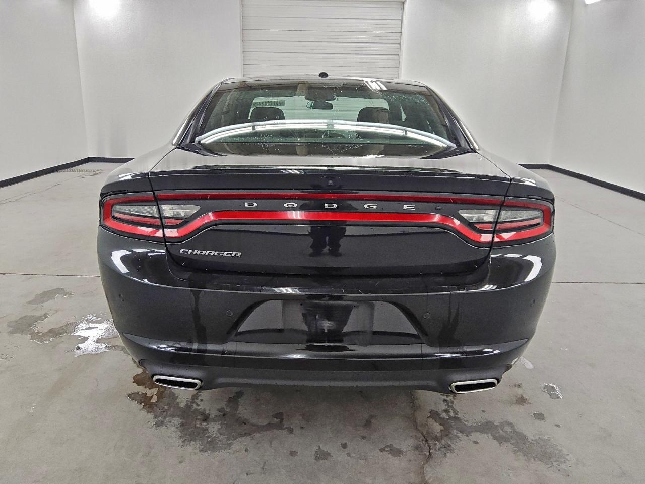 Dodge Charger Sxt Image 3