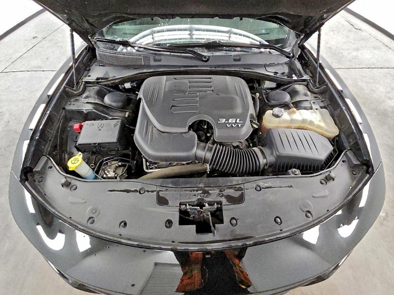 Dodge Charger Sxt Image 9