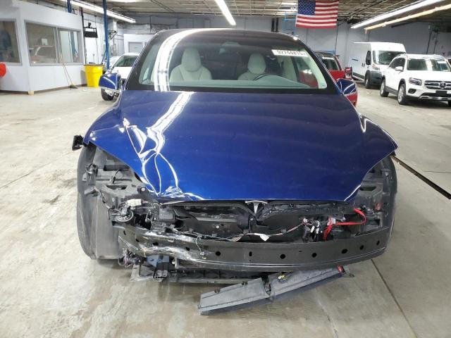 Tesla Model X Image 7